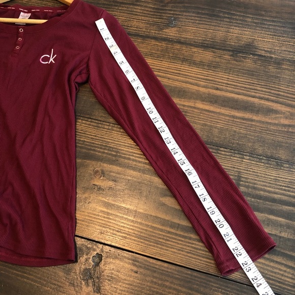 Stretch Ribbed Long Sleeved Thermal Maroon Snaps - Picture 7 of 9